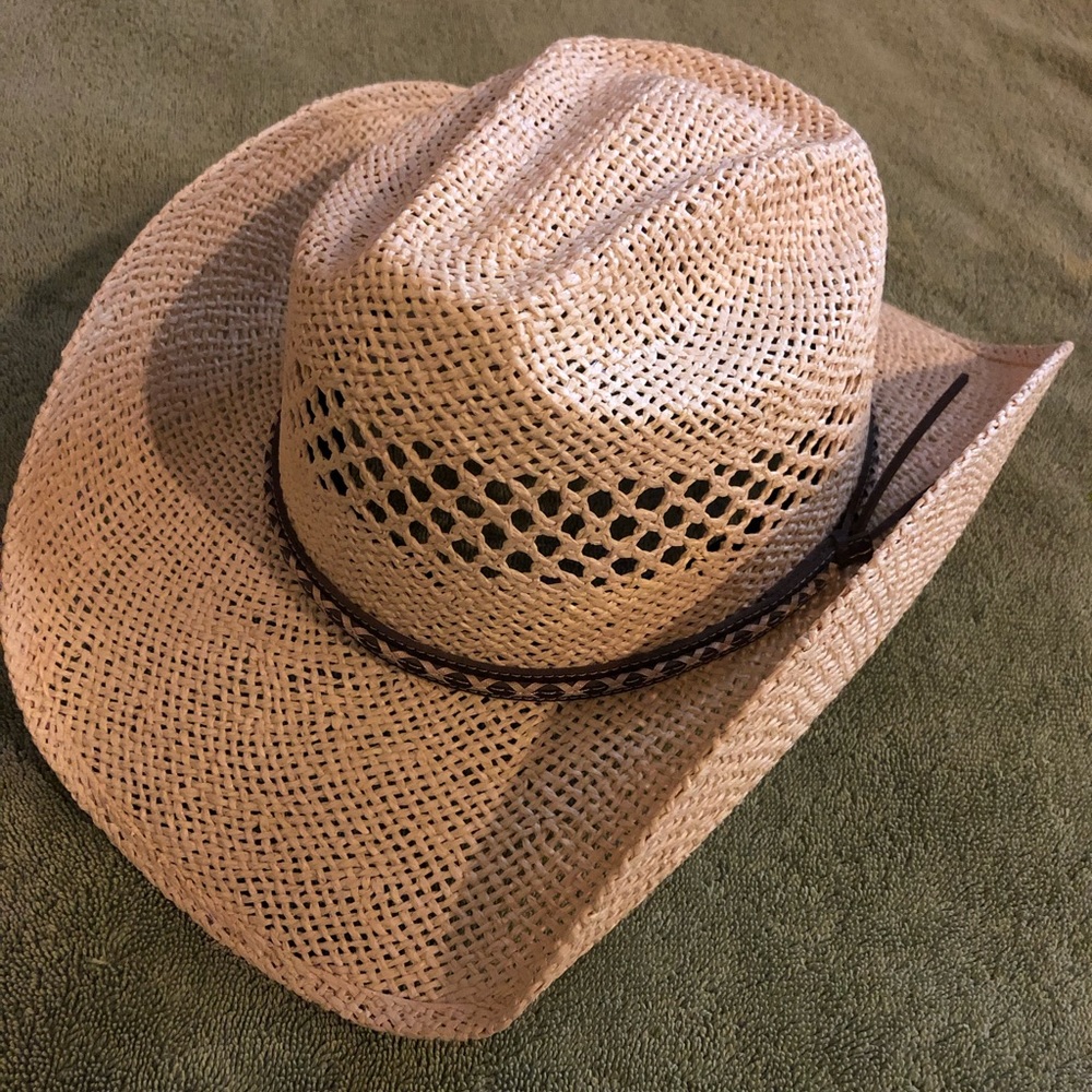 Women’s Straw Cowboy Hat w/ Band Emblishment